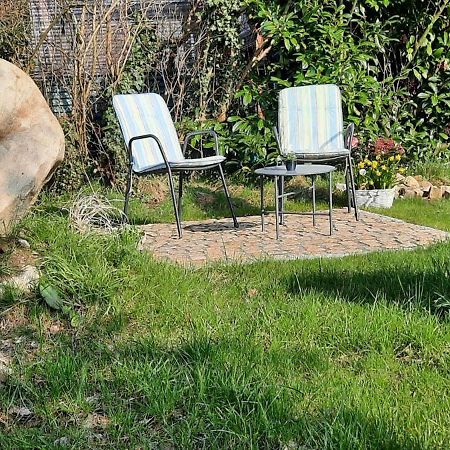 Am Thie Apartment Hoisdorf Bagian luar foto
